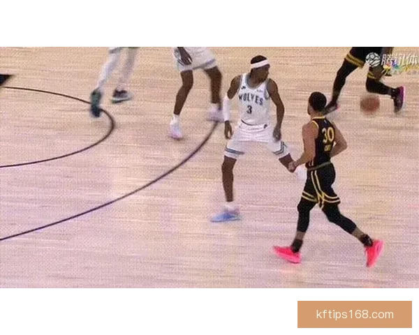 杜伦22分14篮板助活塞双杀森林狼 兰德尔空砍27分华子缺阵错失评奖机会