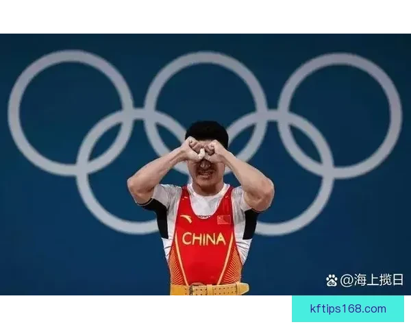 奥运冠军带队出征亚锦赛 中国举重队全力冲击佳绩